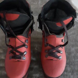 COPY - Lowa Civetta Mountaineering Boots, New Men…